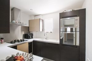 Photo 16- click for photo gallery